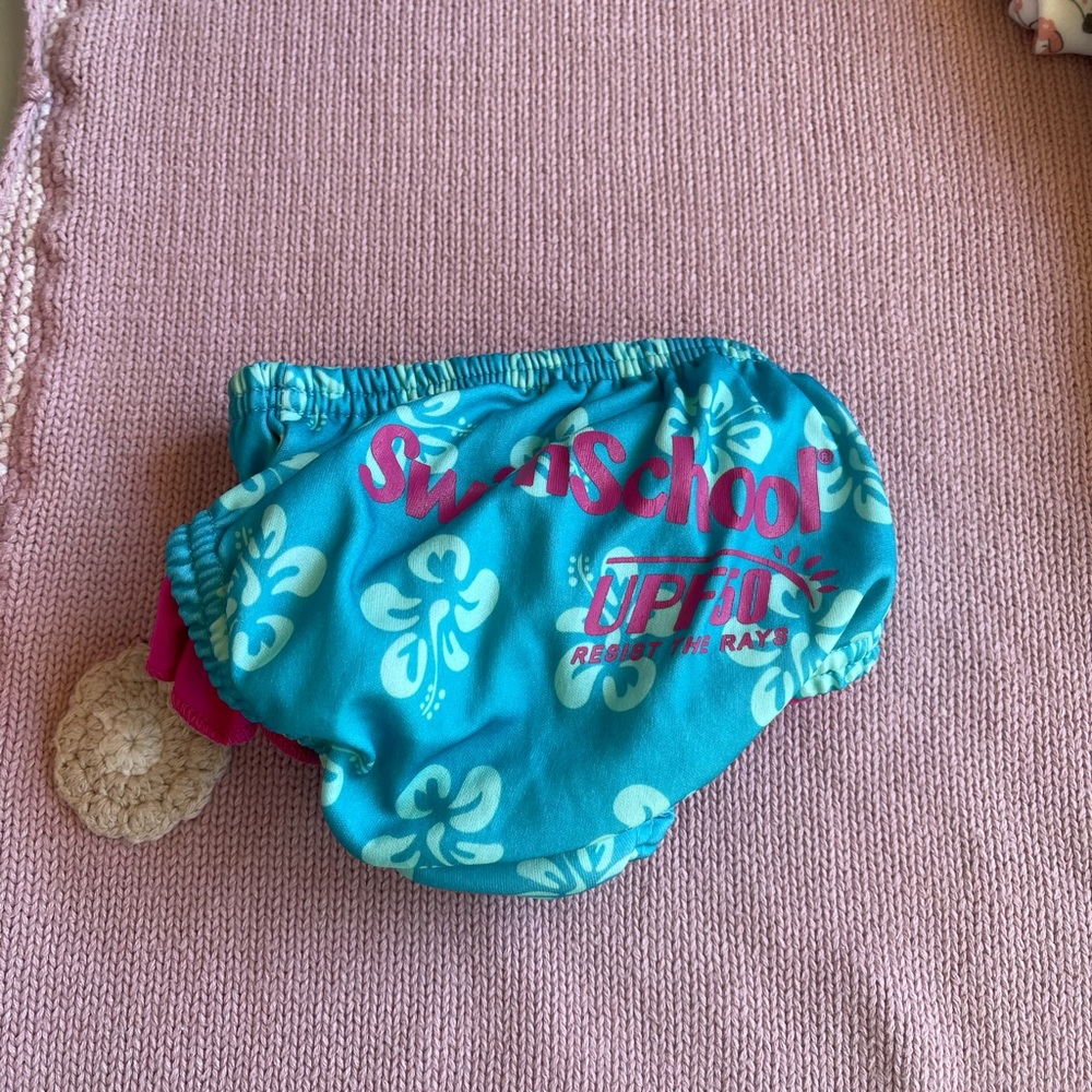 Swim diaper small /6m